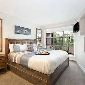 https://aspens-mountain-side.hotels-of-whistler.com