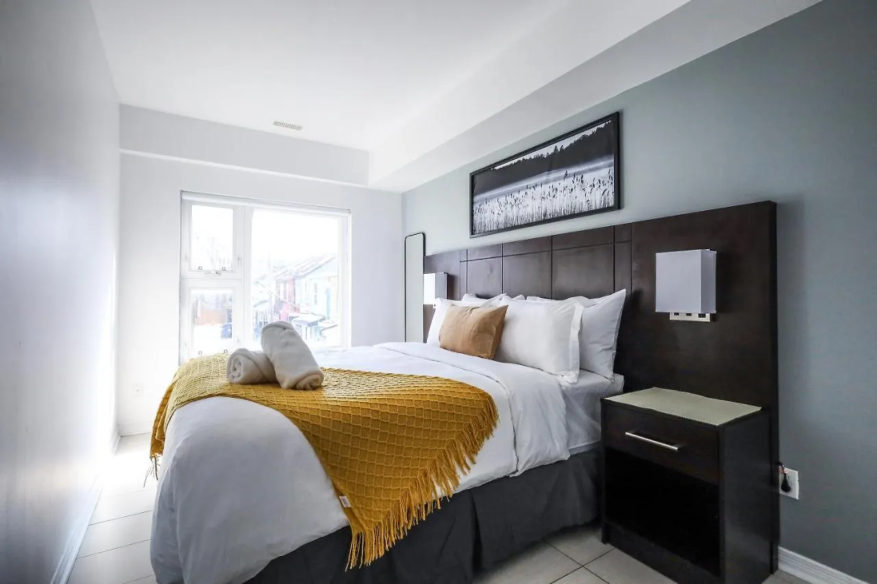 Kensington Boutique Suites Торонто Апартаменты